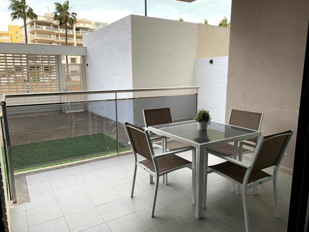 Apartamento Con Jardin En Primera Linea De Playa Con Parking Y Piscina Peñíscola Dış mekan fotoğraf