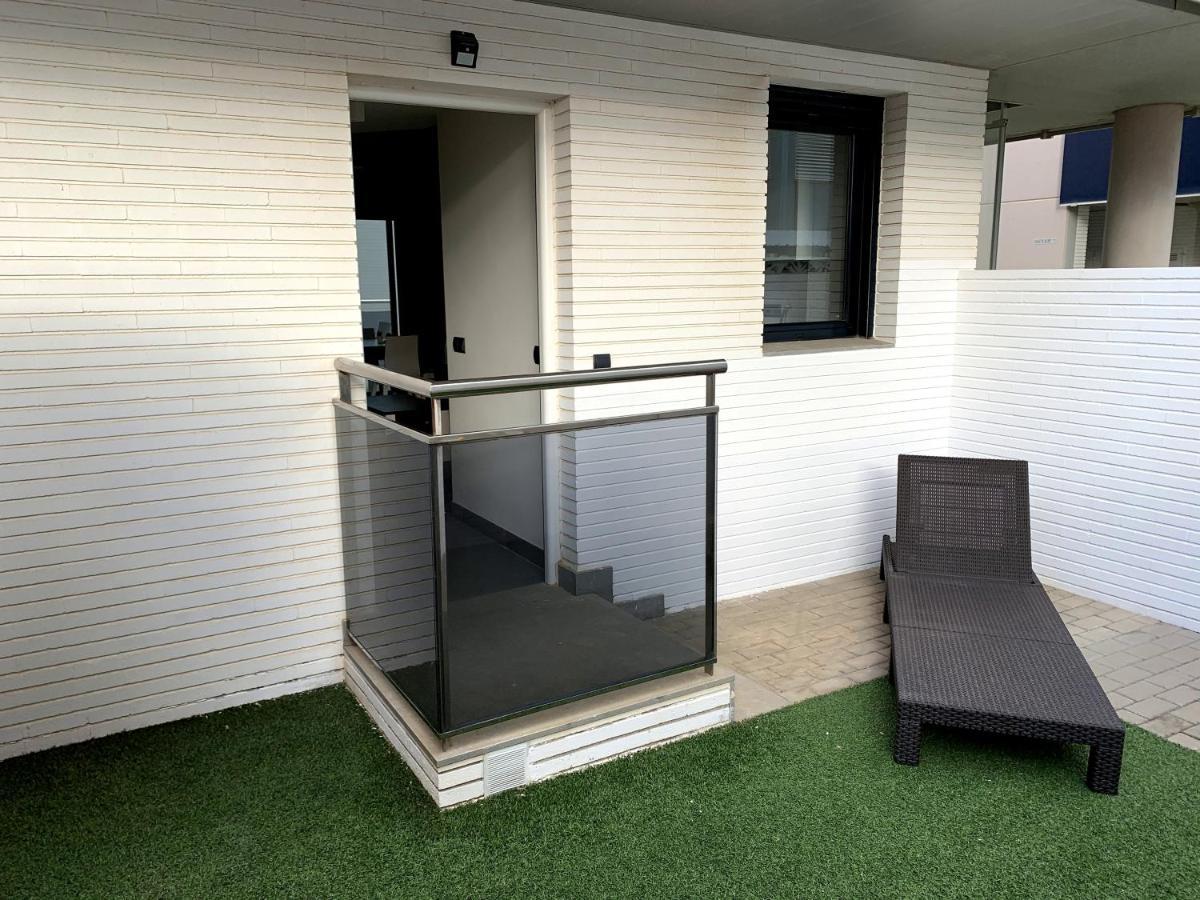 Apartamento Con Jardin En Primera Linea De Playa Con Parking Y Piscina Peñíscola Dış mekan fotoğraf